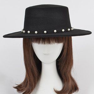 Black Faux Wool Hat With pearl